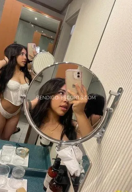 Bendigo escorts Evelyn — 1