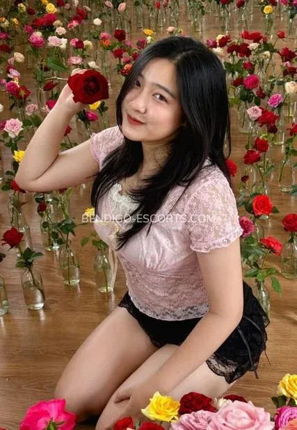 Bendigo escorts Zoey — 7