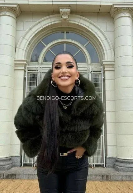 Bendigo escorts Charlotta — 4
