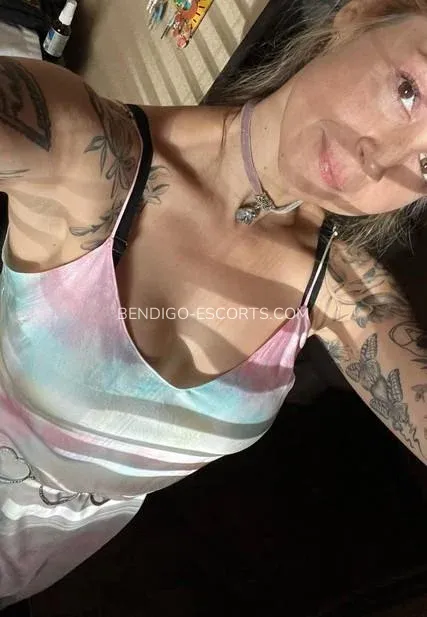 Bendigo escorts Natalie — 1