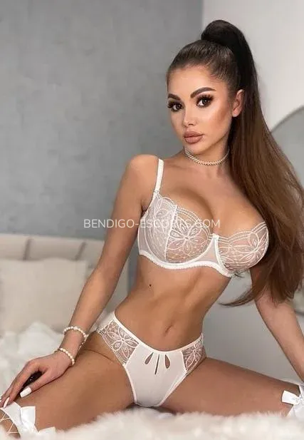 Bendigo escorts Reagan — 1