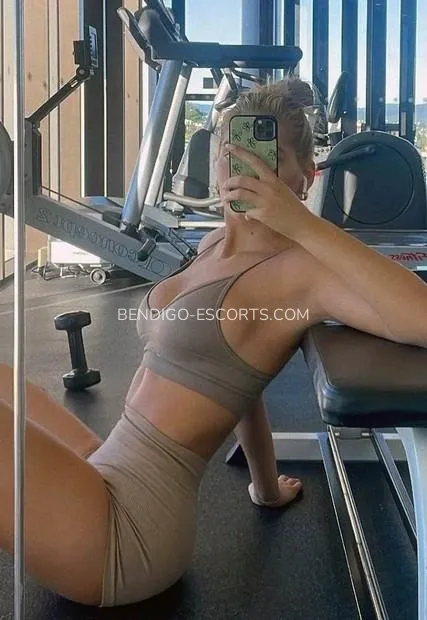 Bendigo escorts Josefin