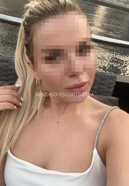 Bendigo escorts Natalie — 3