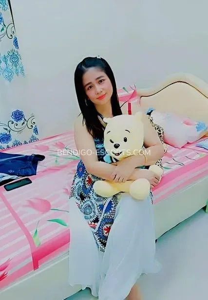 Bendigo escorts Julianna — 8