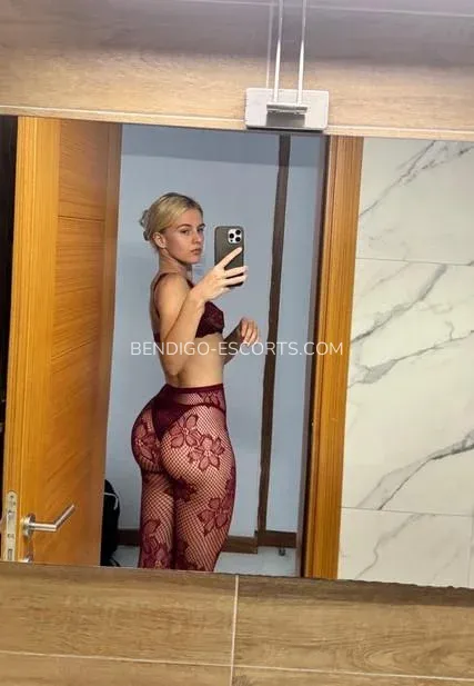 Bendigo escorts Julia — 6