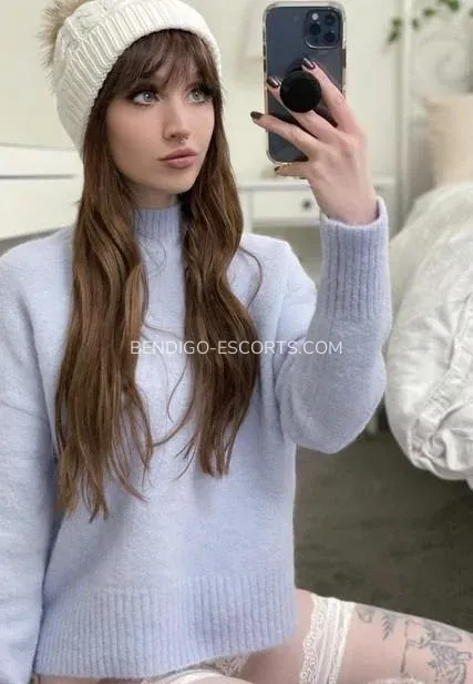 Bendigo escorts Mackenzie — 4