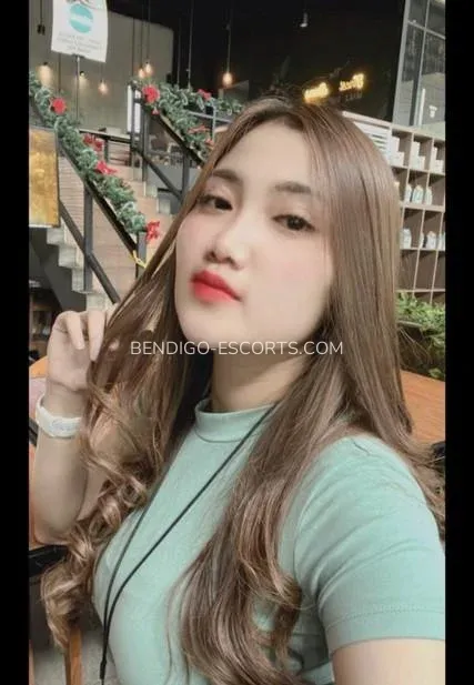 Bendigo escorts Emilia — 6