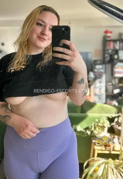 Bendigo escorts Nicole — 2