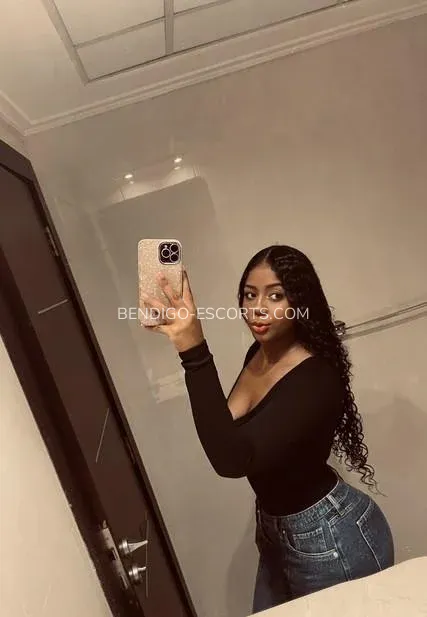 Bendigo escorts Emilia — 9