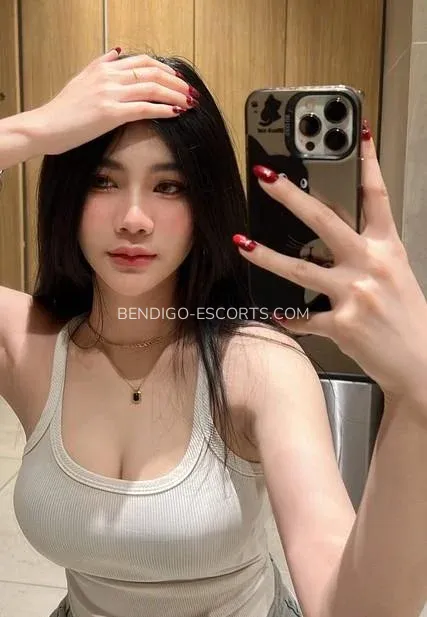 Bendigo escorts Cassidy — 8