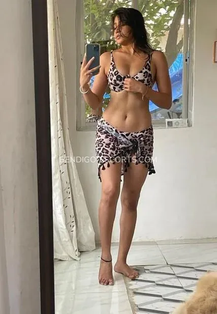 Bendigo escorts Sophie — 4