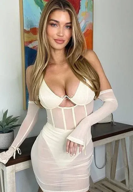 Bendigo escorts Caroline — 10