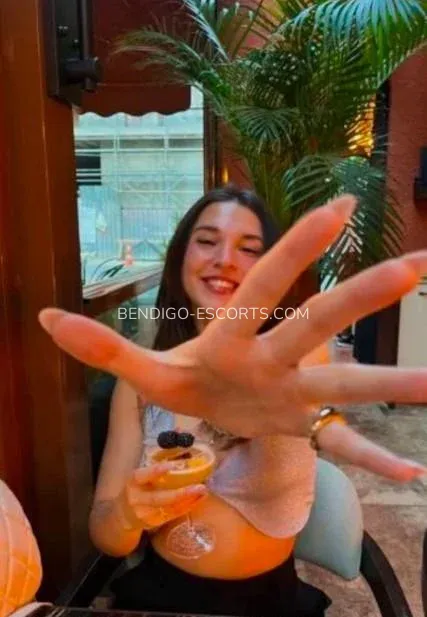 Bendigo escorts Rebecca — 1