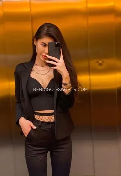 Bendigo escorts Alice — 4