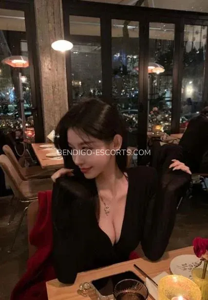 Bendigo escorts Destiny — 4